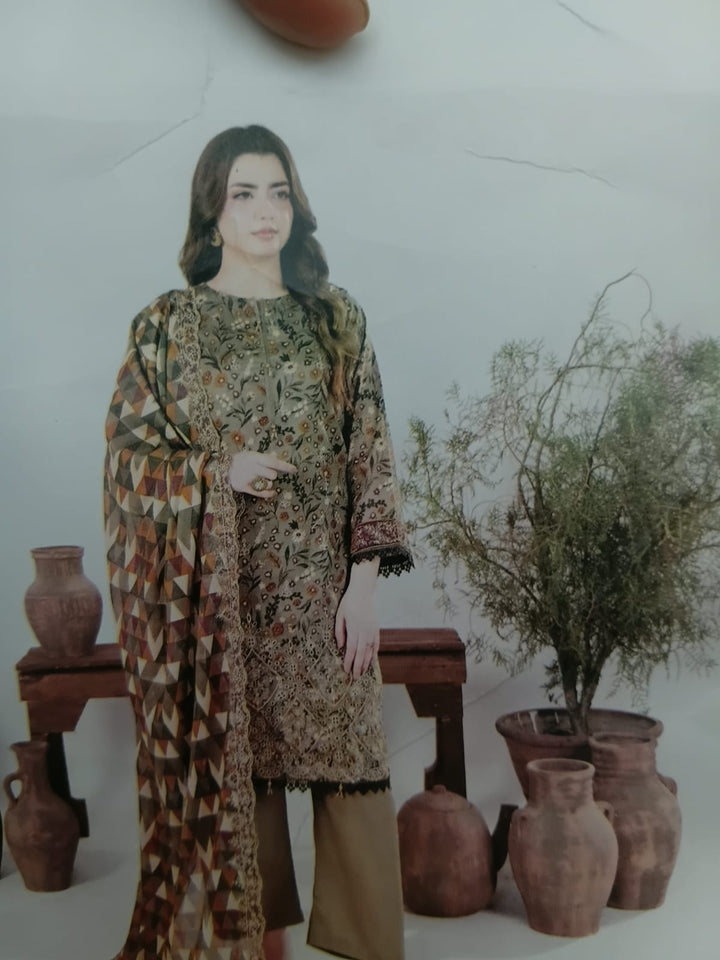 ZESH Embroidered With Boring Work